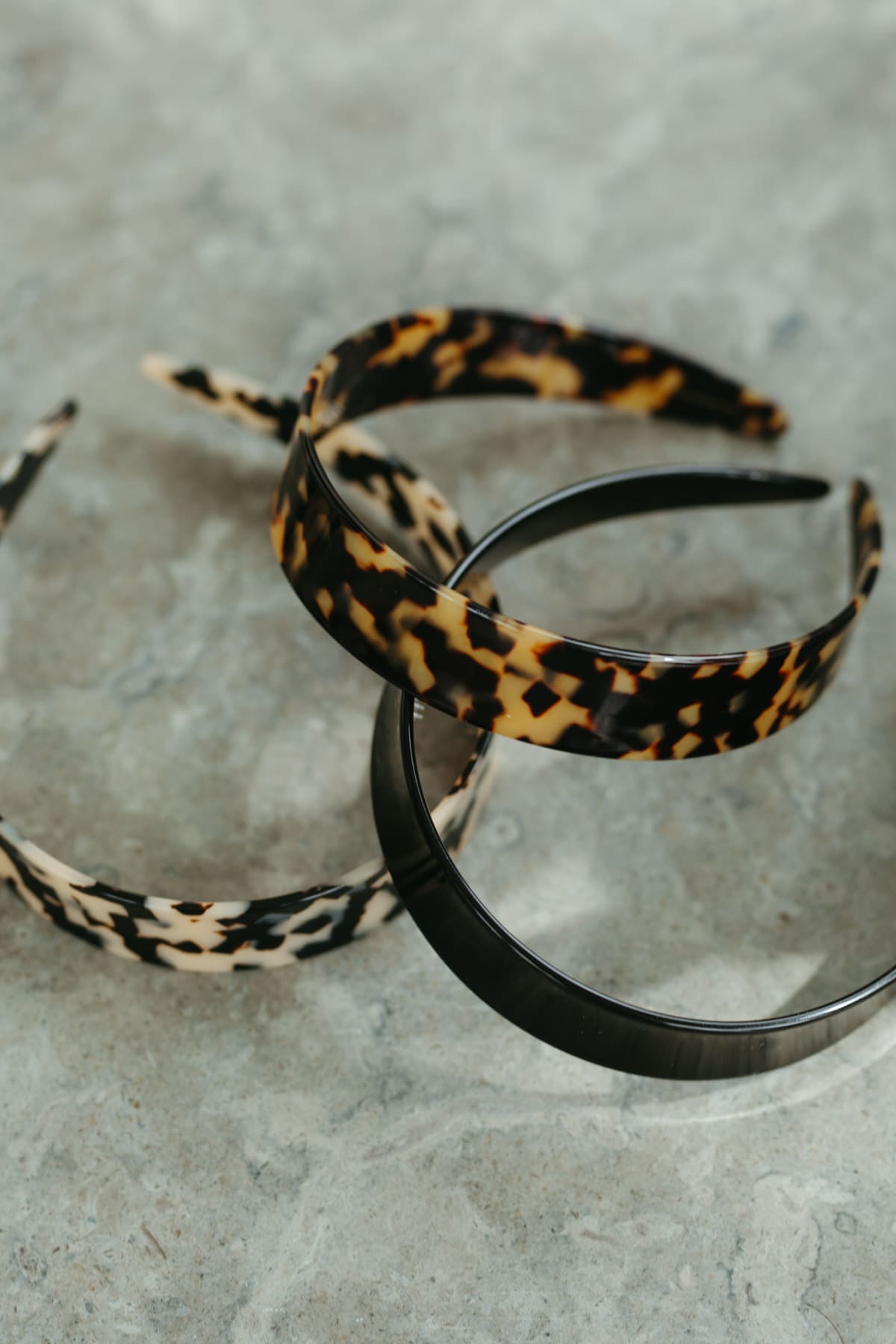 Klassiskt diadem av cellulosaacetat, svart, ljus sköldpadda, mörk sköldpadda