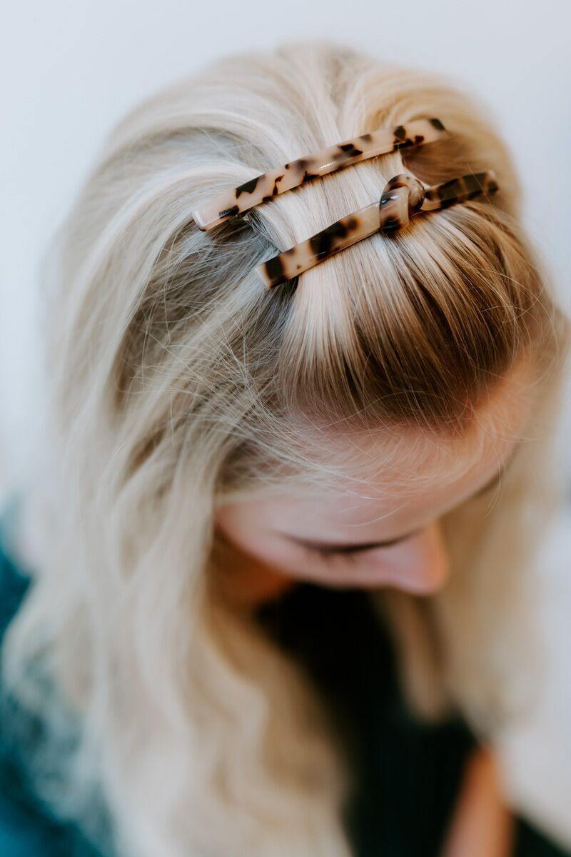 Hårspänne tortoise sköldpadda ljus rak Kay exempel frisyr uppsättning